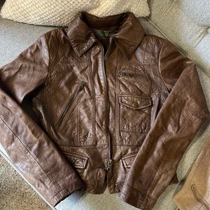 Fitted Leather Bomber Jacket (Banana Republic)